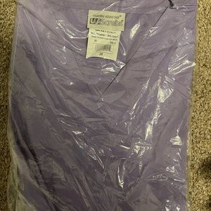 NWT UA scrub top